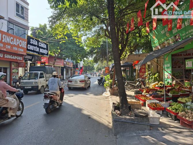 Bán CCMN phố Trâu Qùy - Dòng tiền mỗi năm 240 triệu - DT 99 m2 - giá 14,5 tỷ - 4