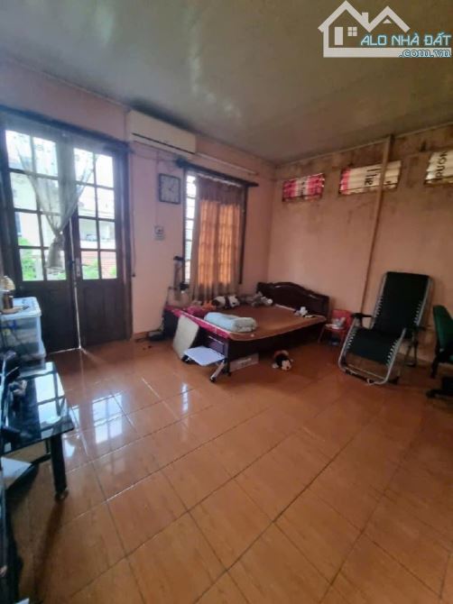 BÁN NHÀ MẶT PHỐ TT HOÀN KIẾM VỈA HÈ KINH DOANH ĐỈNH LÔ GÓC DG 100M GIÁ NHỈNH 60 TỶ