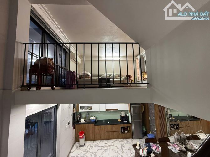 Bán nhà Lê Văn Hưu 27/30m2, 6T, mt 6m mặt ngõ 15m ra phố, sổ đỏ riêng. Giá 8.8 tỷ CTL