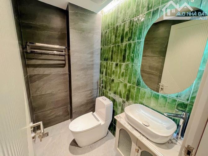 Siêu Hiếm Nhà Đẹp Sát Mặt Phố Khâm Thiên, 38m2 x 6 Tầng thang máy - ngõ nông. 13.8 Tỷ