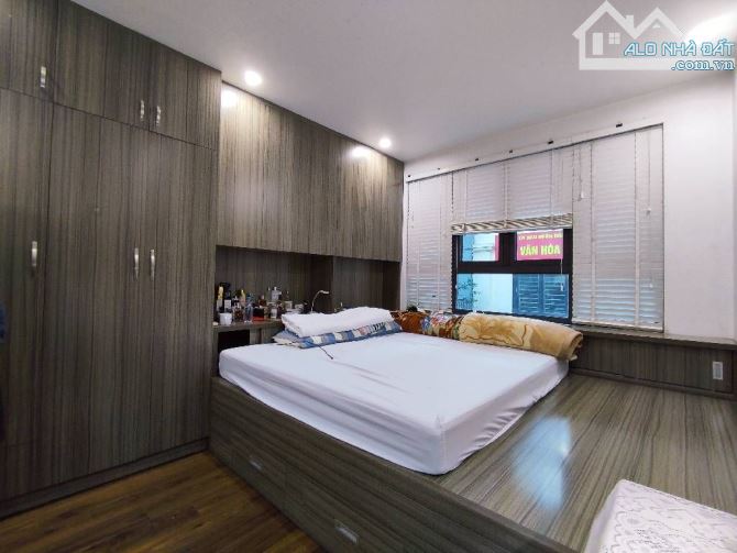 KHU PHÂN LÔ - Ô TÔ TRÁNH - NHÀ ĐẸP 5 TẦNG - GARA Ô TÔ - Ở SƯỚNG - TƯƠNG LAI RA MẶT PHỐ