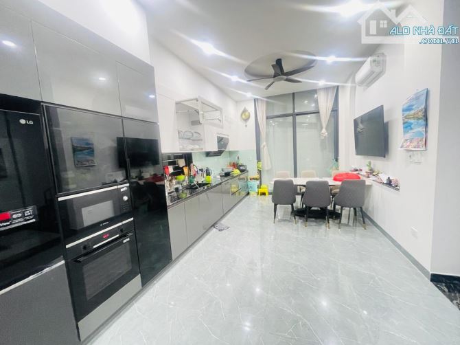 NHÀ ĐẸP-LÔ GÓC- LÊ TRỌNG TẤN-90mx6TẦNG THANG MÁY-MT6.5M-MẶT NGÕ- GARA Ô TÔ -34TỶ