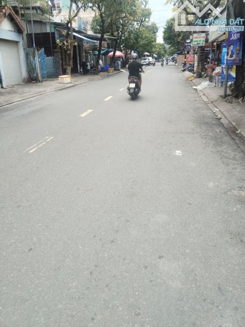 BÁN NHÀ 2 MẶT TIỀN KINH DOANH TÔ HIỆU , LIÊN CHIỂU DT 160M NGANG 5,1 ĐƯỜNG 7,5M