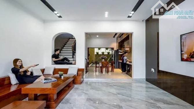 PHỐ VIP TÂY HỒ – TIỆN CHO NGƯỜI CÓ Ô TÔ – KHÔNG CẦN SỬA CHỮA – TỐT CHO SỨC KHỎE – 14,8 TỶ