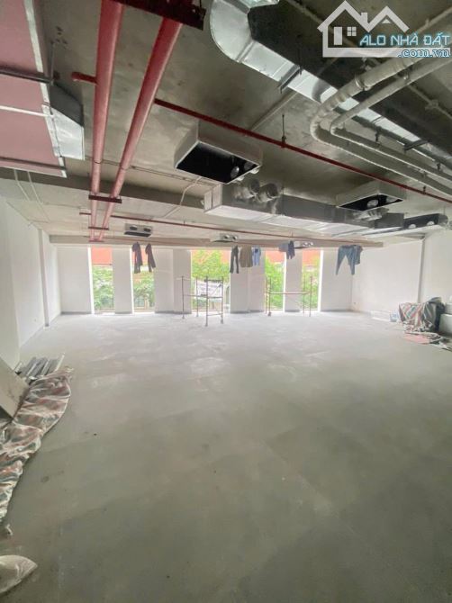 Bán toà khách sạn 2 mặt tiền Quang Trung Thợ Nhuộm phố lớn vỉ hè rộng đầy đủ pccc