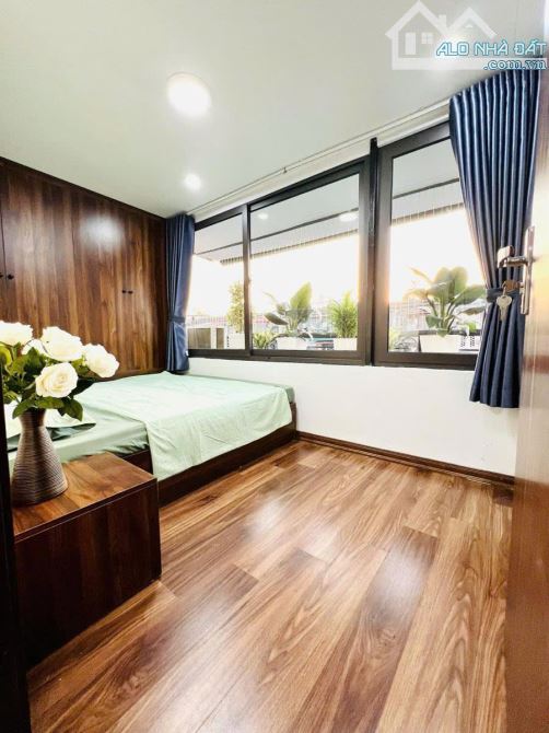 Hoa Hậu! tập thể Mặt Phố Kim Ngư, Hai bà Trưng, Sổ to 90m2 3pn 2wc chỉ 4,99 tỷ