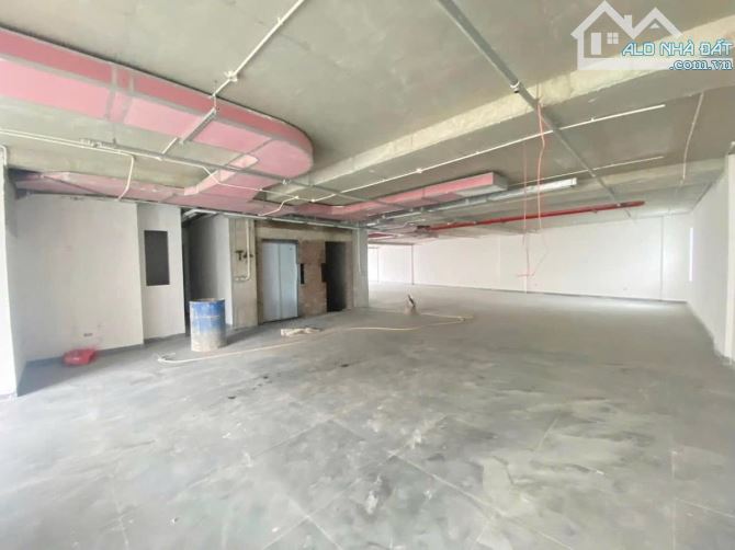 Bán toà khách sạn 2 mặt tiền Quang Trung Thợ Nhuộm phố lớn vỉ hè rộng đầy đủ pccc