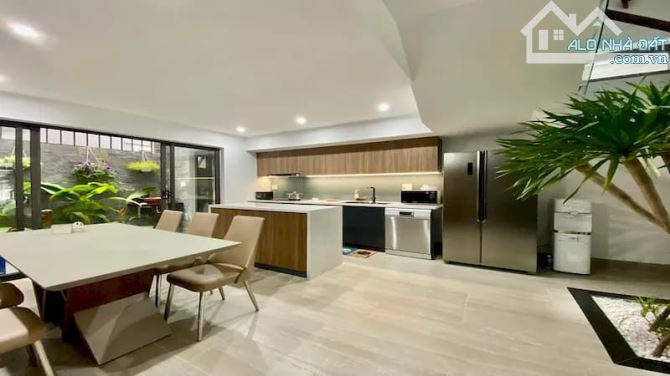 NHÀ LẠC LONG QUÂN - DOANH THU 450TR/NĂM – NÂNG TẦM ĐẲNG CẤP – ĐỘC BẢN - 40M2, 14,7 TỶ