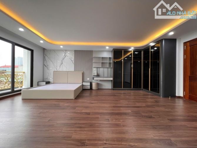 MẶT PHỐ TT QUẬN HAI BÀ TÒA NHÀ 110M, 8 TẦNG, MT 6,5M NHÀ MỚI KINH DOANH