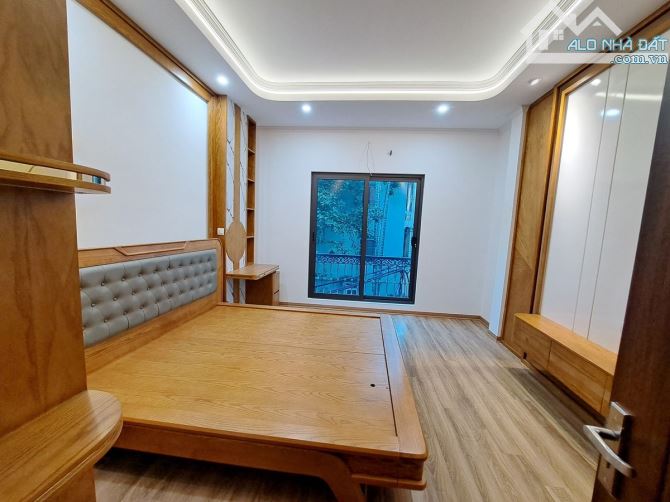 Bán nhà phố Khương Đình 55m² x 6 tầng – Thang máy – Ở & cho thuê – Giá 13.5 tỷ