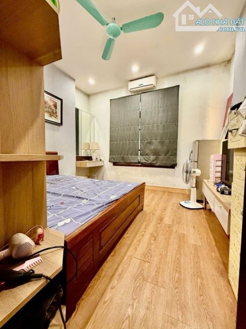 PHỐ MINH KHAI -QUẬN HAI BÀ TRƯNG -45 m2-3 TẦNG -MẶT TIỀN 3.7 - Giá chào 8tỷ 350