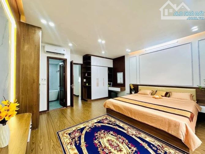 BÁN NHÀ PHÂN LÔ VƯƠNG THỪA VŨ- 47M2X7T THANG MÁY- GARA Ô TÔ- GIÁ 20.7 TỶ