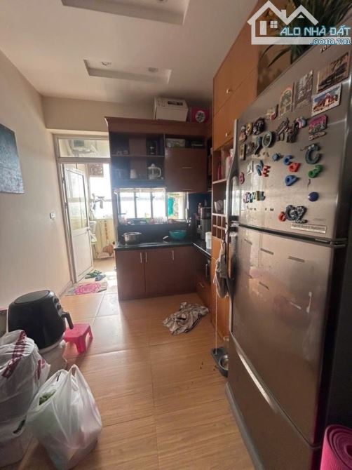 BÁN CĂN HỘ CHUNG CƯ CAO CẤP - MẶT PHỐ 18 TAM TRINH DT 110M2- 3 PHÒNG NGỦ - LÔ GÓC - 2 LÔ G