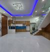 Bán nhà hẻm Nguyễn Thái Học, gần chợ khu 6