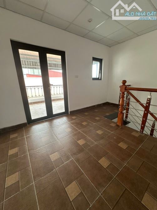 BÁN NHÀ PHÚC TÂN – HOÀN KIẾM - GẦN PHỐ CỔ – NHÀ MỚI Ở NGAY – NGÕ THÔNG – GẦN Ô TÔ