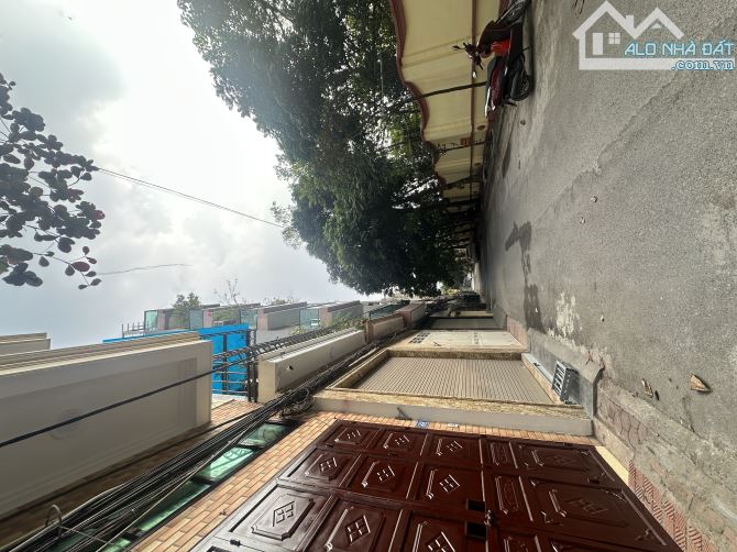 PHÂN LÔ QUÂN ĐỘI LÊ TRỌNG TẤN - Ô TÔ TRÁNH - 50m RA PHỐ - 80m2, MẶT TIỀN 5m.