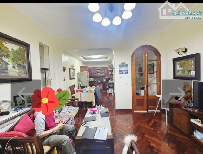 PHÂN LÔ ÔTÔ TRÁNH TRẦN QUỐC HOÀN CẦU GIẤY-NGÕ THÔNG KD VP- DT 61m² 5T/GIÁ 20.6 TỶ