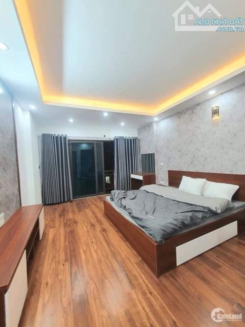 THÁI HÀ PHỐ VIP ĐỐNG ĐA - 6 TẦNG THANG MÁY - GIÁ CHƯA ĐẾN 13 TỶ