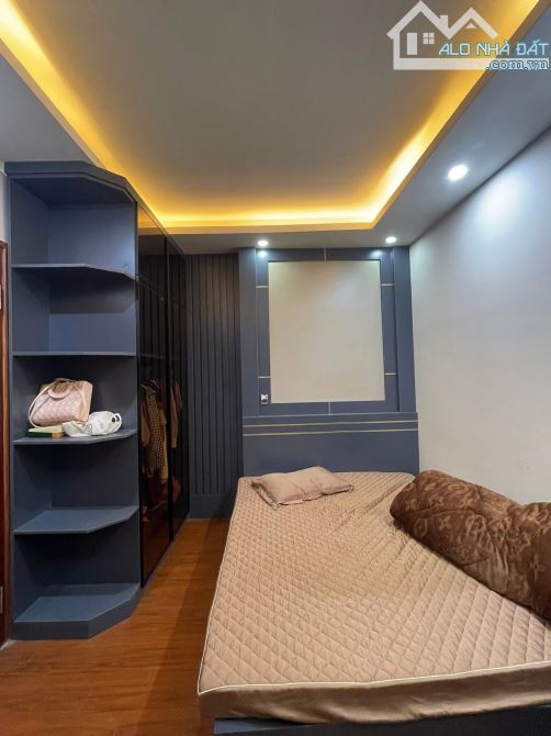 Bán nhà Kim Giang – Đại Kim - 40m²5T - Ngõ Nông - Kinh Doanh - Gần Ôtô