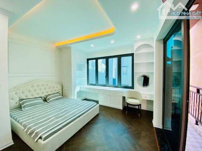 BÁN NHÀ THỤY KHUÊ 68m 4 TẦNG 14 TỶ HƠN LÔ GÓC 3 THOÁNG VIEW HỒ TÂY Ô TÔ