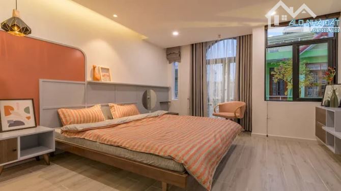 BÁN NHÀ MỚI PHỐ PHÚC HOA, NGÕ Ô TÔ, CÓ SÂN NHỎ CỰC CHILL, GẦN CIPUTRA, 50M2, 13,8 TỶ