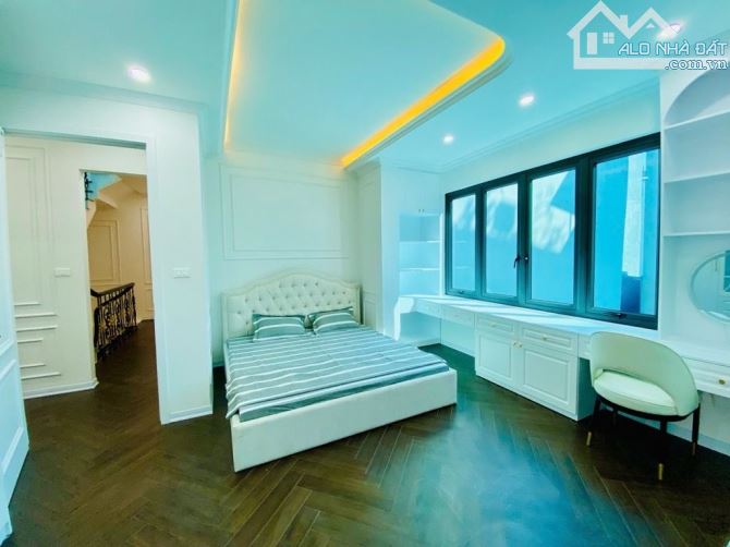 BÁN NHÀ THỤY KHUÊ 68m 4 TẦNG 14 TỶ HƠN LÔ GÓC 3 THOÁNG VIEW HỒ TÂY Ô TÔ