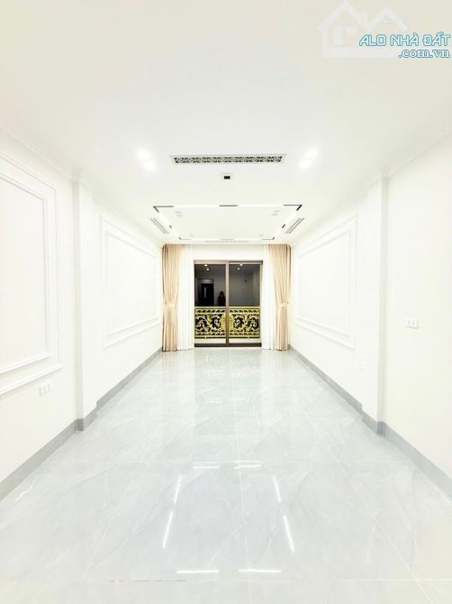 PHÂN LÔ HAI BÀ TRƯNG - GARA - Ô TÔ DỪNG ĐỖ 24/24 - 6 TẦNG - THANG MÁY - 50m2 - NHỈNH 15 TỶ