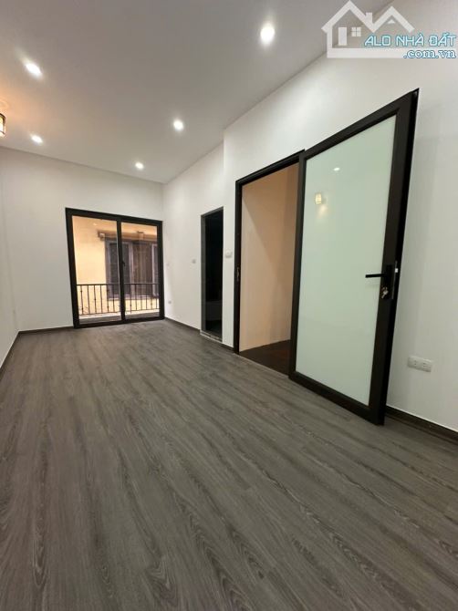 BÁN NHÀ PHÚC TÂN – HOÀN KIẾM - GẦN PHỐ CỔ – NHÀ MỚI Ở NGAY – NGÕ THÔNG – GẦN Ô TÔ