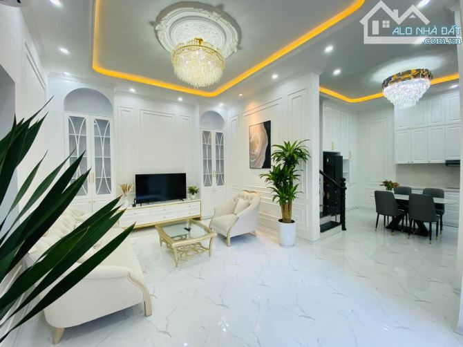 Hot! Bán Nhà Võng Thị Tây Hồ-Lô Góc-3 Thoáng- Gần Phố-70M2 -4 Tầng- Mt 9.8m - 14 Tỷ Hơn