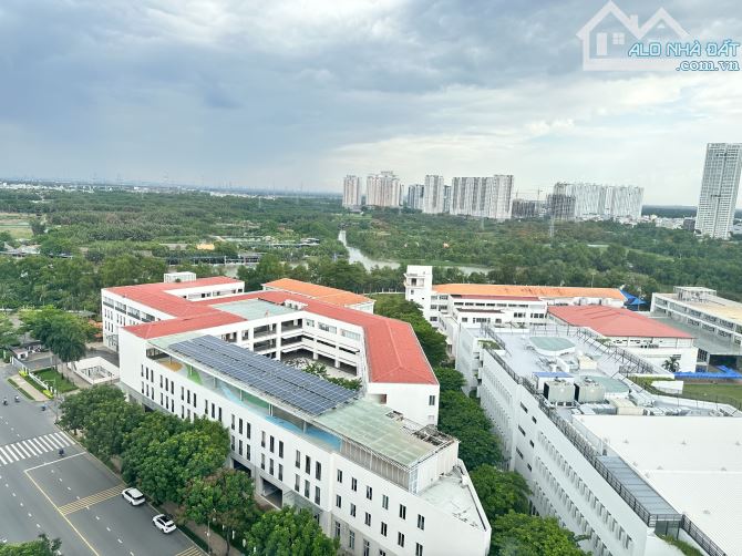 Bán Penhouse Duplex Mỹ Phúc, DT 218m2, 3PN, 3WC, 2 sàn, giá bán 24 tỷ