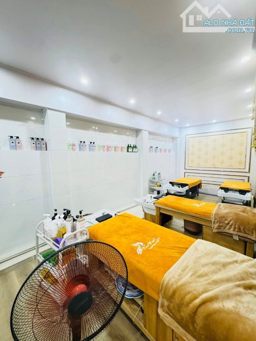 BÁN NHÀ BIỆT THỰ SONG LẬP TÂY NAM LINH ĐÀM – Ô TÔ TRÁNH – VỈA HÈ RỘNG