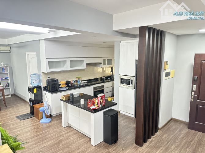 Bán Penhouse Duplex Mỹ Phúc, DT 218m2, 3PN, 3WC, 2 sàn, giá bán 24 tỷ - 1