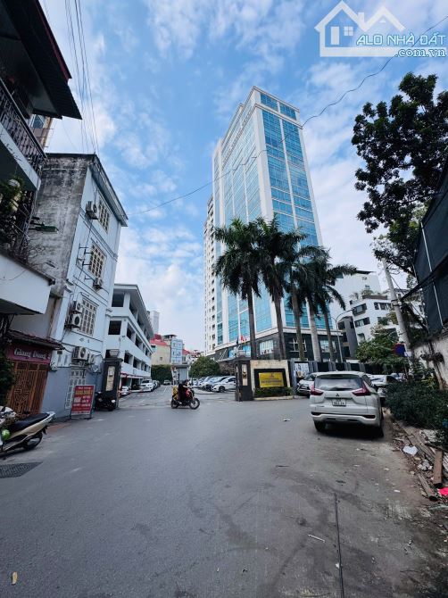 BÁN NHÀ MẶT PHỐ XÃ ĐÀN LÔ GÓC KINH DOANH ĐỈNH GIÁ ĐẦU TƯ 30 TỶ