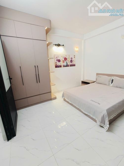 Nhà đẹp full nội thất xịn Hạ Đình, ngõ thông rộng 3m dân xây 32m2 x mtiền 7.5m.Giá 9.68 tỷ