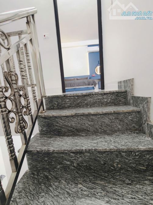 Nhà đẹp full nội thất xịn Hạ Đình, ngõ thông rộng 3m dân xây 32m2 x mtiền 7.5m.Giá 9.68 tỷ