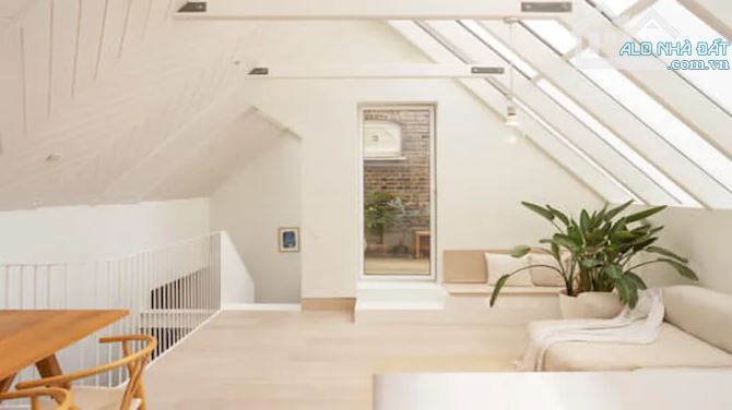 NHÀ TÔ NGỌC VÂN, NGÕ THOÁNG, GẦN HỒ, CÓ SÂN, TẶNG NỘI THẤT, 50M2, 14,5 TỶ