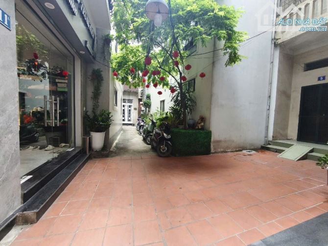 Bán nhà Khu 157 Pháo đài Láng, 60m2* 5T, Lô Góc, KD VP (Thông tin Thật) - 2