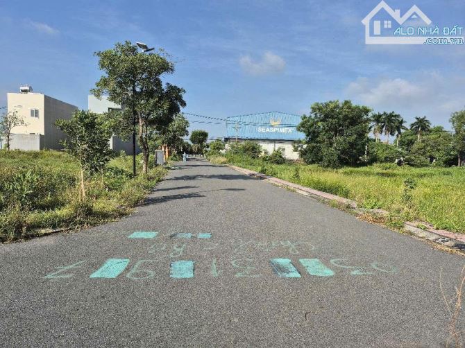 ĐẤT BÌNH CHÁNH NGANG 5M NGAY CHỢ BÌNH CHÁNH HOÀNG PHAN THÁI 86M2(5×19)ĐƯỜNG XE TẢI CHỈ 2x - 3