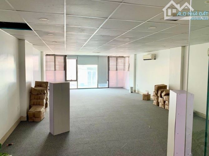 Tôi bán tòa nhà Tây hồ 130m2 +7 tầng thang máy mt 7m giá 26,8 tỷ