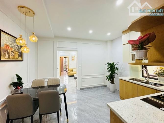 Bán nhà Kim Giang, Hoàng Mai, căn góc gần phố, 3N, 2Vs, DTSD 140M2, 5.05 TỶ(CTL)