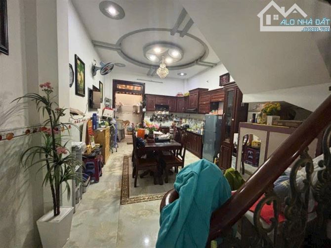 Bán nhà đẹp Tân Phú-Hẻm 10M-Gần AEON-Sát MT Đỗ Nhuận-P.Sơn Kỳ-76m2-4x19-4tầng-6PN,6WC - 4