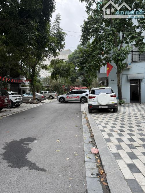 Bán Nhà P/Lô Xuân Diệu Tây Hồ 140m2-7T MT8m Ô Tô Đỗ Cửa 54 Tỷ Có Thương Lượng.