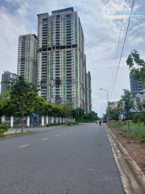 Bán đất DA Huy Hoàng .P.TML. Quận 2.xây dựng cao tầng.DT 5x20m(100m2) giá 220 tr/m2. - 5