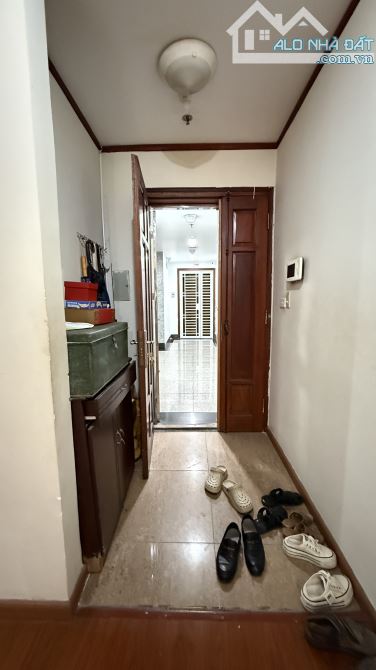 Bán Căn hộ Vinaconex 1 - 289 Khuất Duy Tiến, 135m2, nhỉnh 12 tỷ, 3 ngủ, 2 thoáng