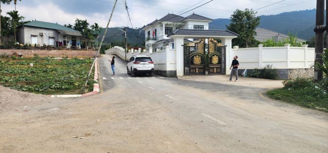 “🔥 Sở hữu ngay đất nền 2 mặt tiền ven sông, giá chỉ từ 650 triệu/lô - 7