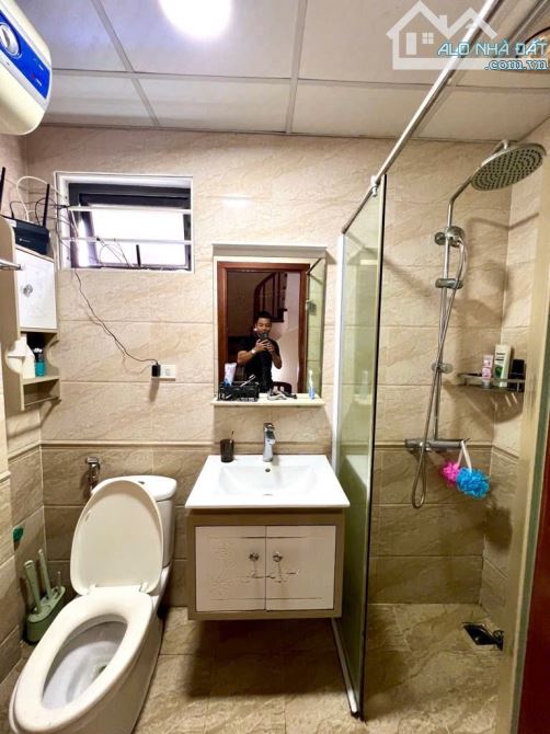 HOÀNG VĂN THÁI 44/60mx 5tầng -GIÁ 18tỷ có TL- GA RA OTO -LÔ GÓC