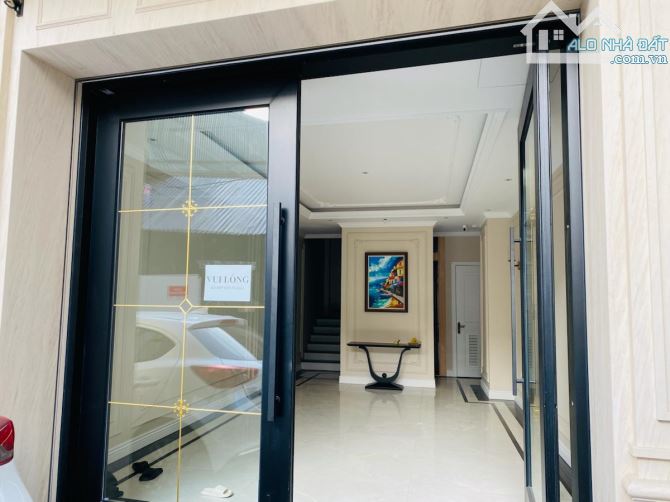 Duy nhất phố Thái Hà - 38m x 7T - 13 tỷ - Thang máy - ô tô đỗ cạnh nhau, 20m ô tô tránh