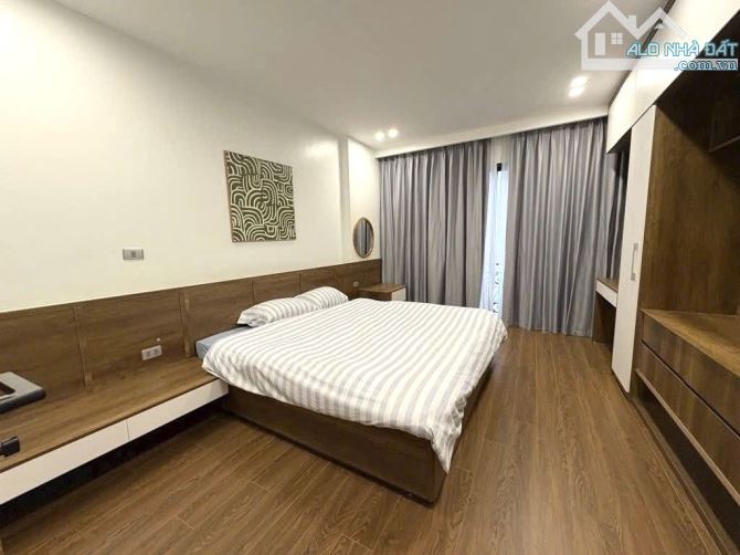 Ngõ ba gác,dân xây-34m-Tân Mai- Chào 7.x tỷ