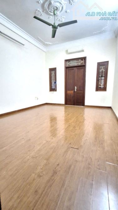 Siêu hiếm Đống Đa Hào Nam - Ngõ thông - 2 thoáng - Dân xây