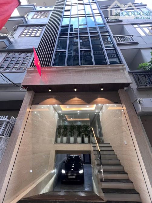 Bán toà VP kết hợp ở Vũ Phạm Hàm - 35 Tỷ - 75m, 9 tầng có hầm, gara ô tô 7 chỗ